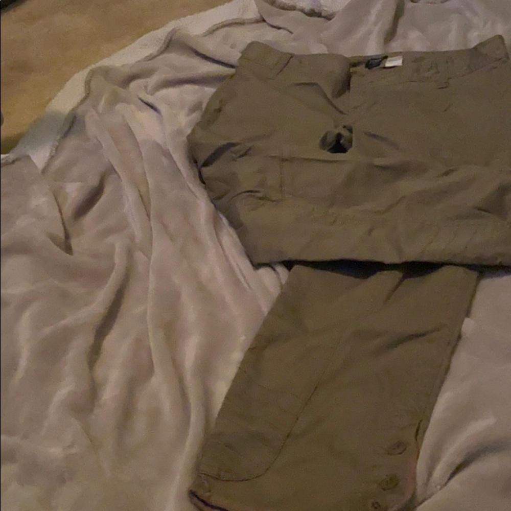 J Crew stretch green pants w Moto details